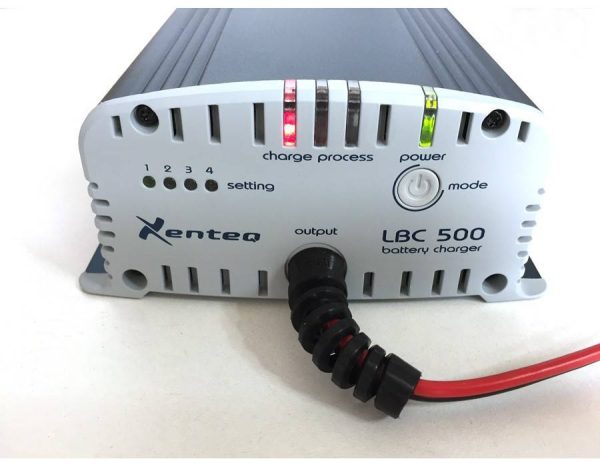 Xenteq LBC 512-10S  acculader 10A